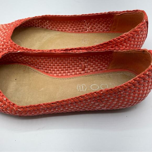Aldo Orange Red Woven Basket Style Pointed Toe Flats Womens 8 Slip On Casual - Picture 3 of 7